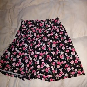 Cute Floral skirt
